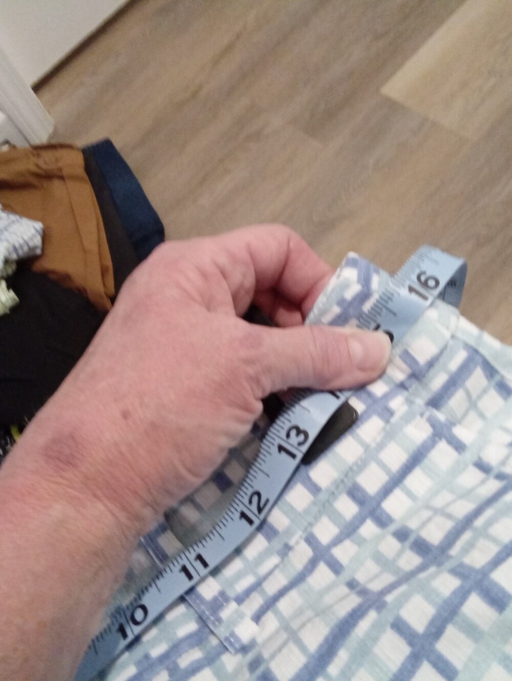 Lisette L Montreal Pastel Blue&White Grid 26" Crop Tummy Control Technology 8&10 - Picture 7 of 13